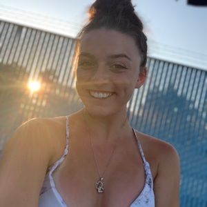 Meet your Posher, Madi